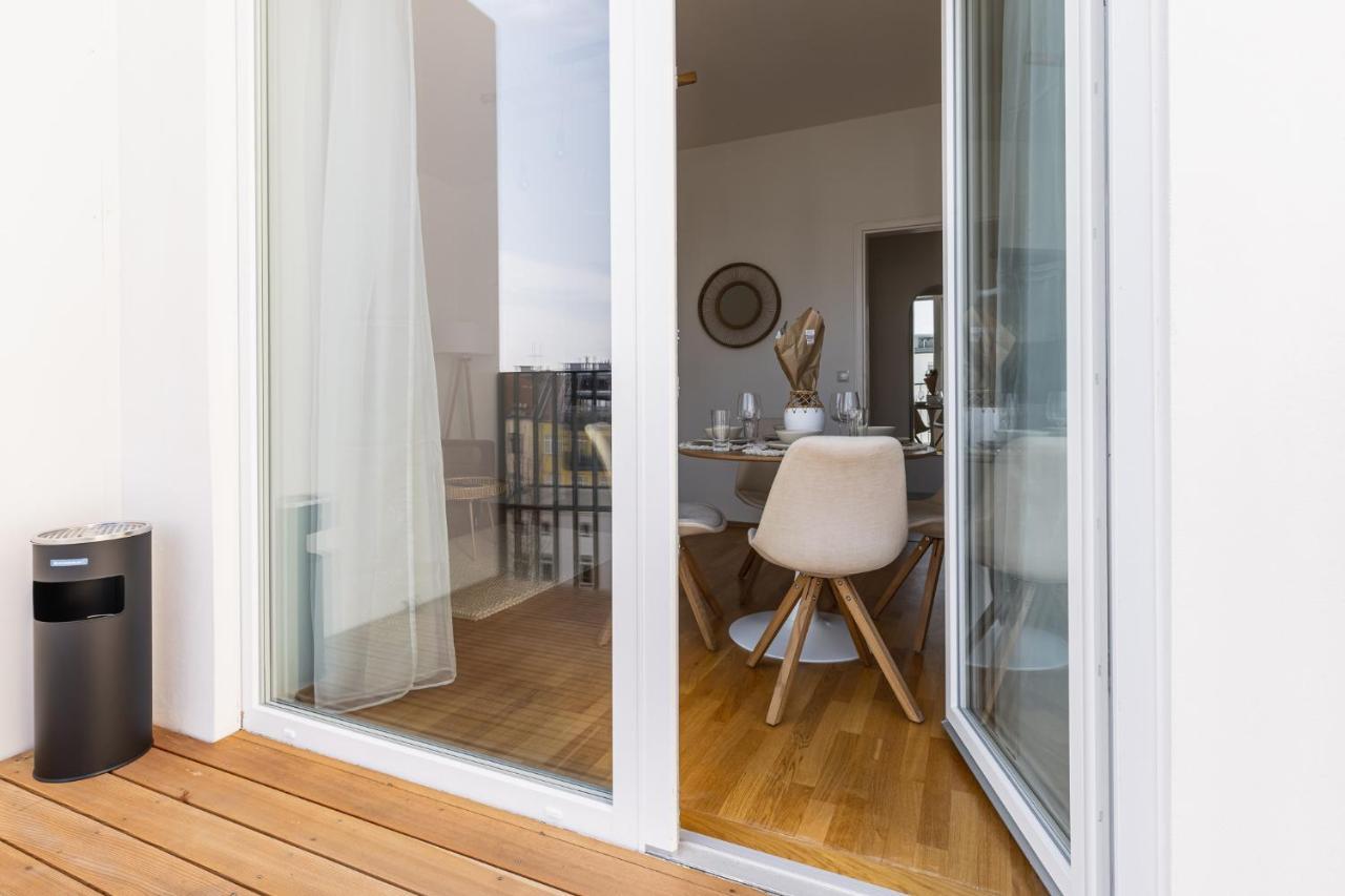 Bright Stylish Apartment With A Balcony In A Top Location Bécs Kültér fotó