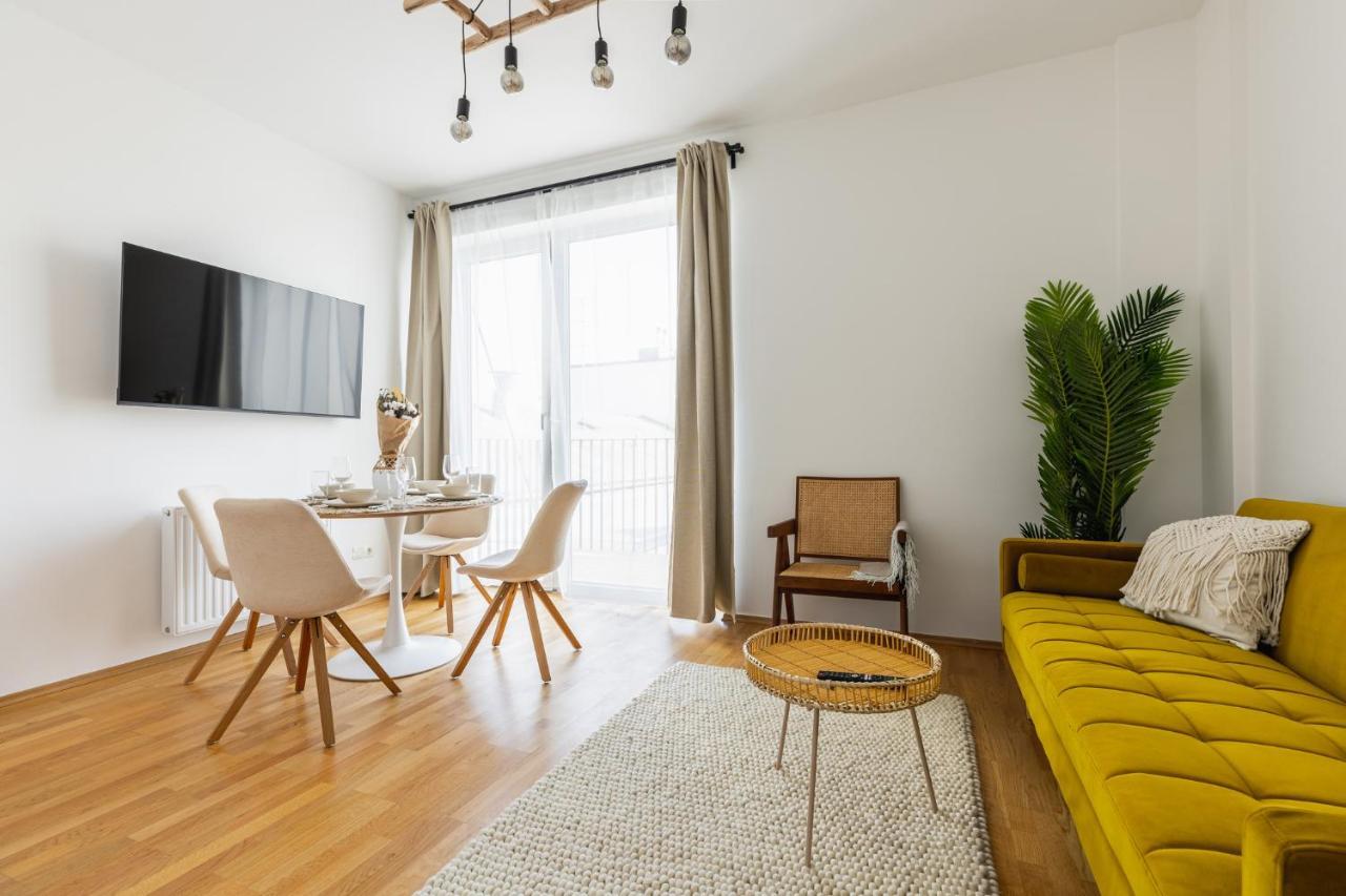 Bright Stylish Apartment With A Balcony In A Top Location Bécs Kültér fotó