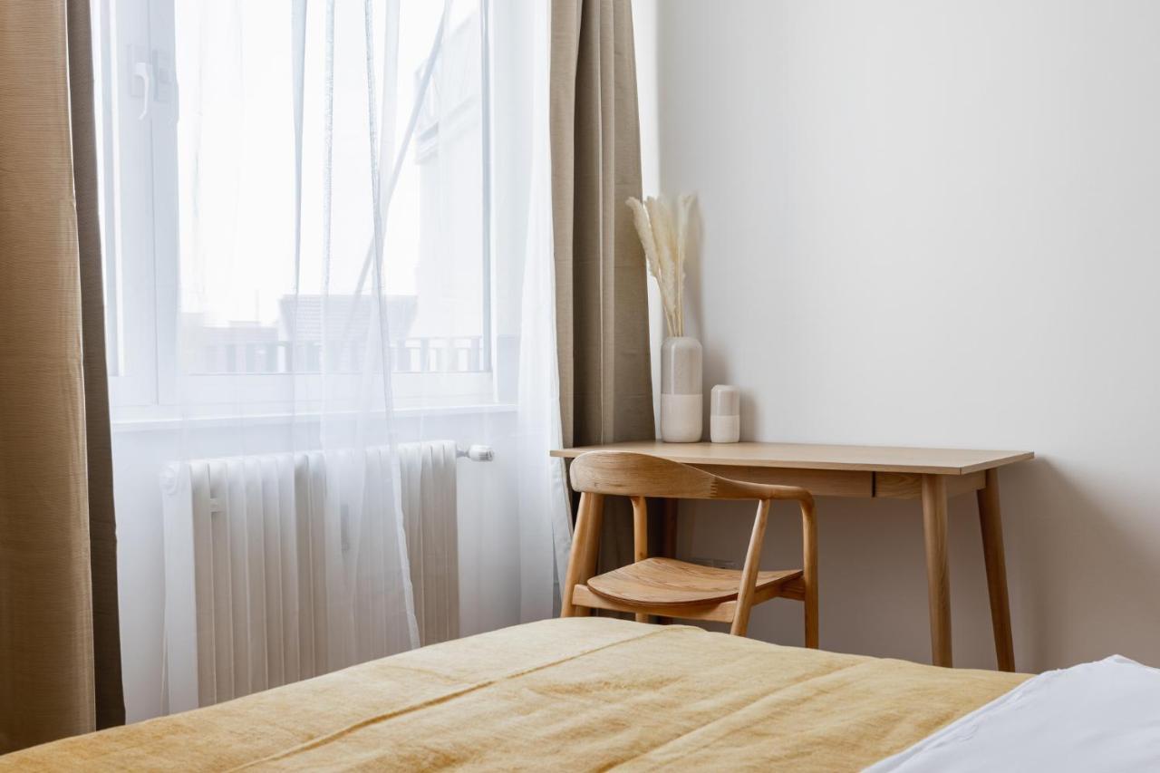 Bright Stylish Apartment With A Balcony In A Top Location Bécs Kültér fotó