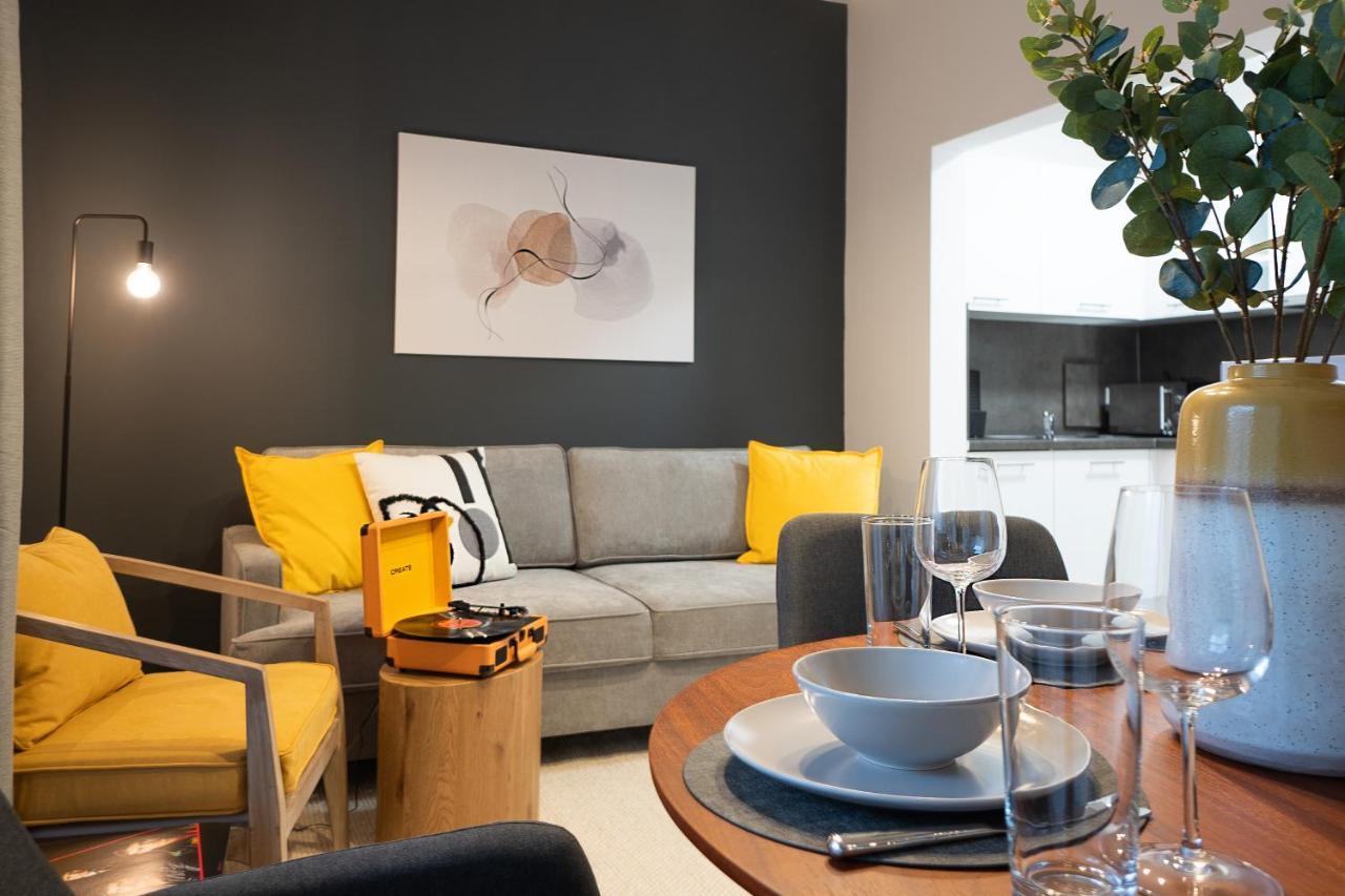 Bright Stylish Apartment With A Balcony In A Top Location Bécs Kültér fotó