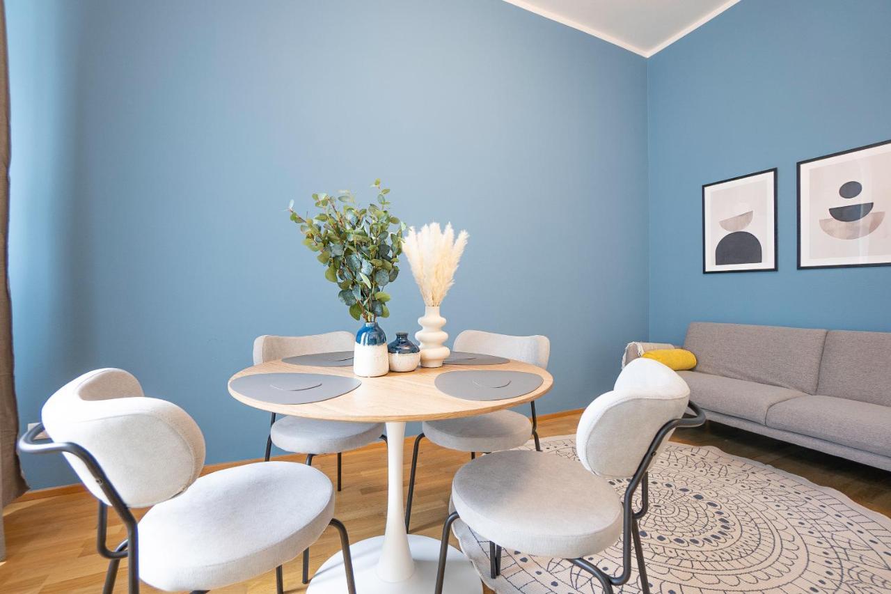 Bright Stylish Apartment With A Balcony In A Top Location Bécs Kültér fotó
