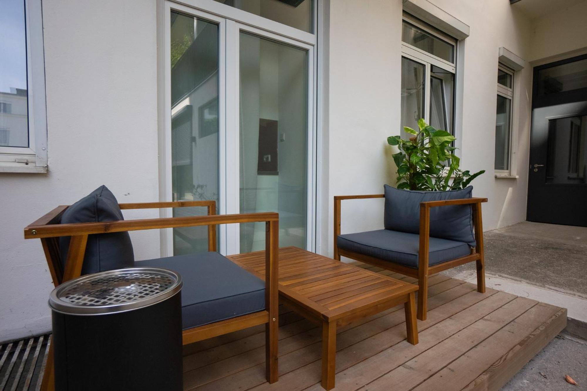 Bright Stylish Apartment With A Balcony In A Top Location Bécs Kültér fotó